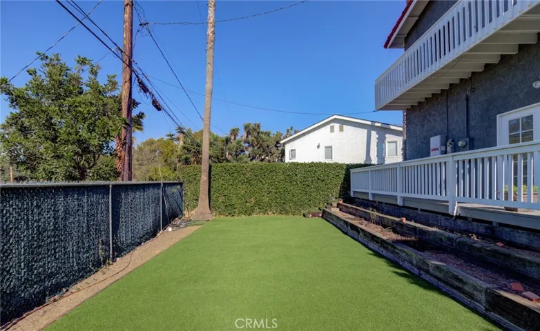 693 19th Street, Manhattan Beach, California 90266