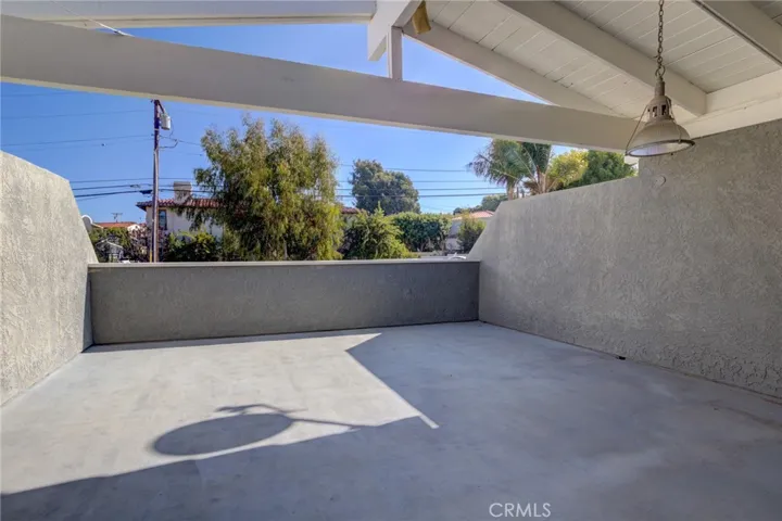 693 19th Street, Manhattan Beach, California 90266