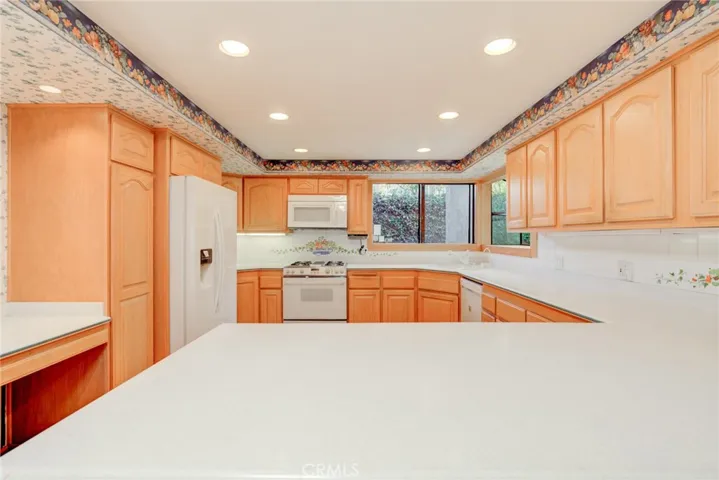 693 19th Street, Manhattan Beach, California 90266