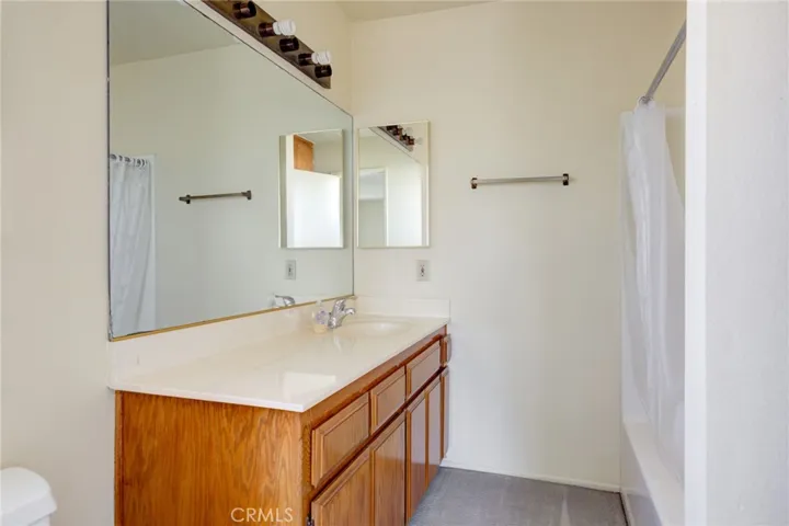 693 19th Street, Manhattan Beach, California 90266