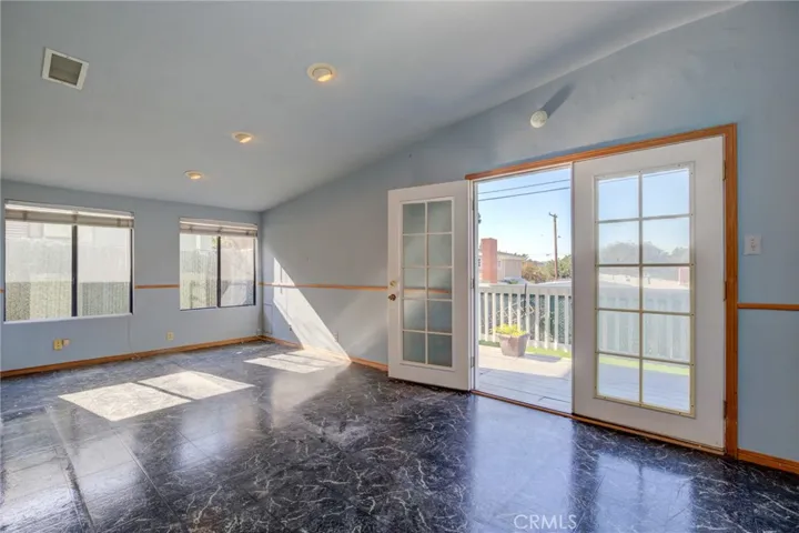 693 19th Street, Manhattan Beach, California 90266