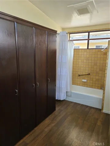 5237 E Coralite Street, Long Beach, California 90808