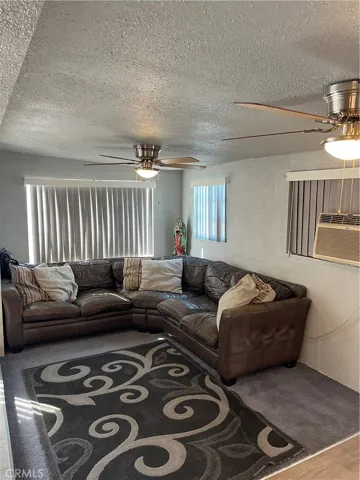 15325 Orange Avenue E-13, Paramount, California 90723