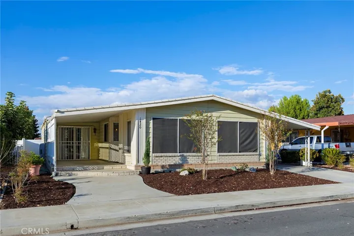1420 Camino Real Circle, Hemet, California 92543