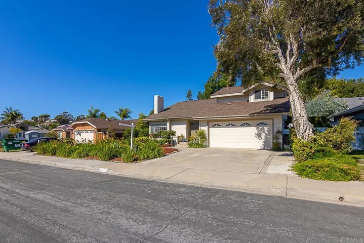 4738 Gateshead Road, Carlsbad, California 92010