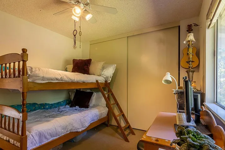 4738 Gateshead Road, Carlsbad, California 92010