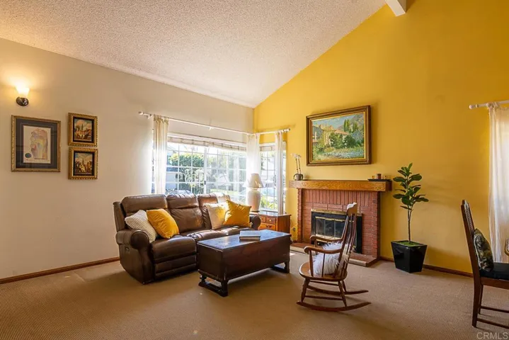 4738 Gateshead Road, Carlsbad, California 92010