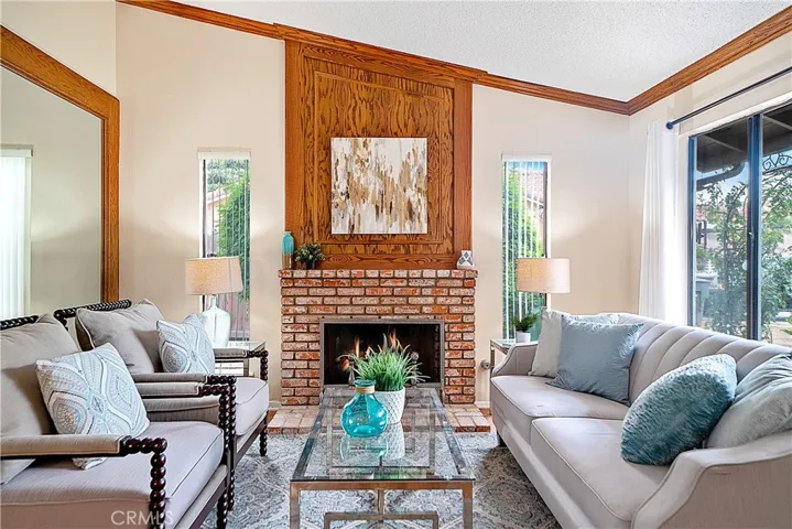 9774 Bolton Avenue, Riverside, California 92503
