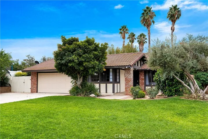 9774 Bolton Avenue, Riverside, California 92503