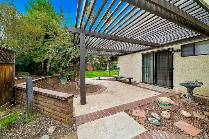 9774 Bolton Avenue, Riverside, California 92503