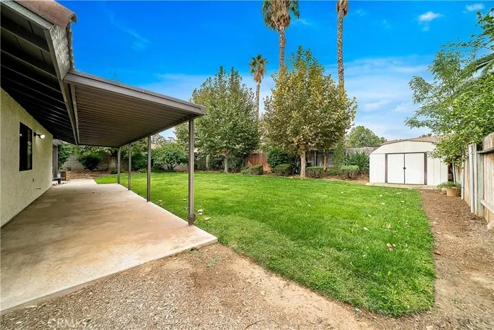 9774 Bolton Avenue, Riverside, California 92503