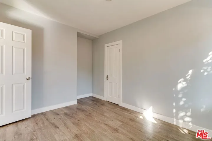 11472 Ventura E, Studio City, California 91604