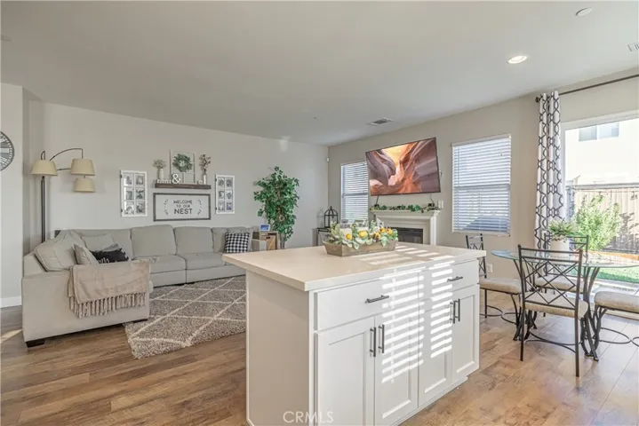 3521 Mount Whitney Avenue, Rosamond, California 93560