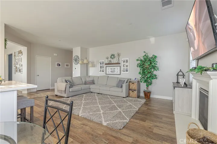 3521 Mount Whitney Avenue, Rosamond, California 93560