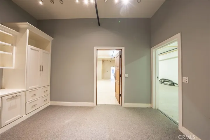 1091 Highland Way, Grover Beach, California 93433