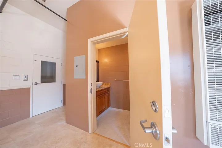1091 Highland Way, Grover Beach, California 93433