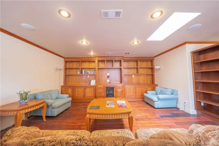 1091 Highland Way, Grover Beach, California 93433