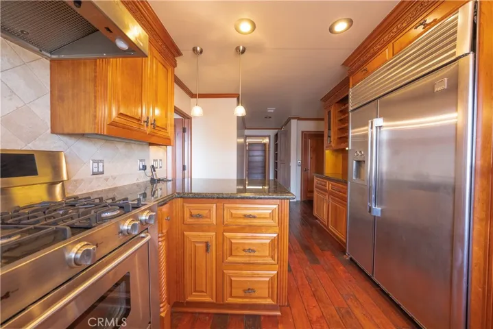 1091 Highland Way, Grover Beach, California 93433