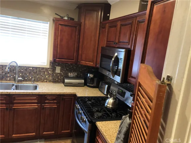 2924 W 141st Street, Gardena, California 90249