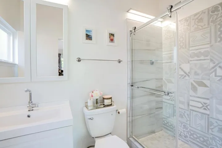 , Mountain View, California 94043