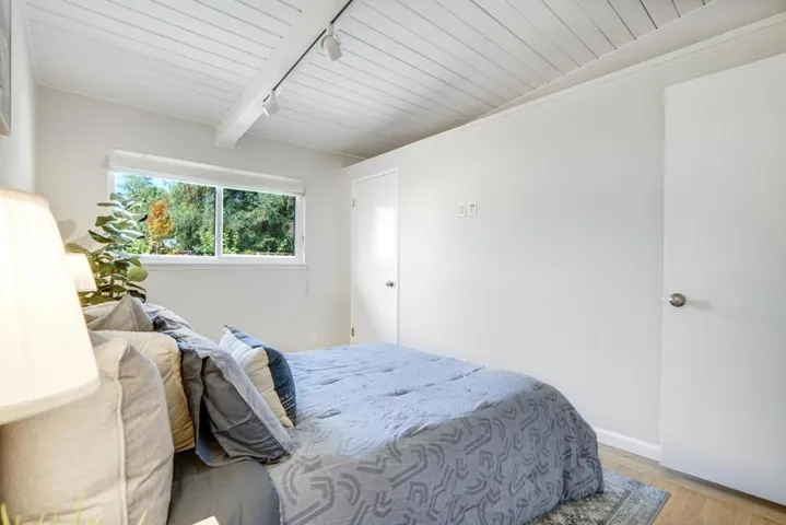 , Mountain View, California 94043