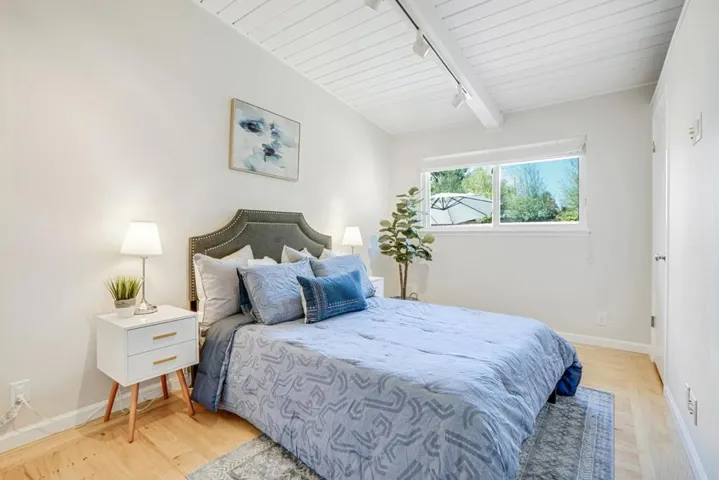 , Mountain View, California 94043