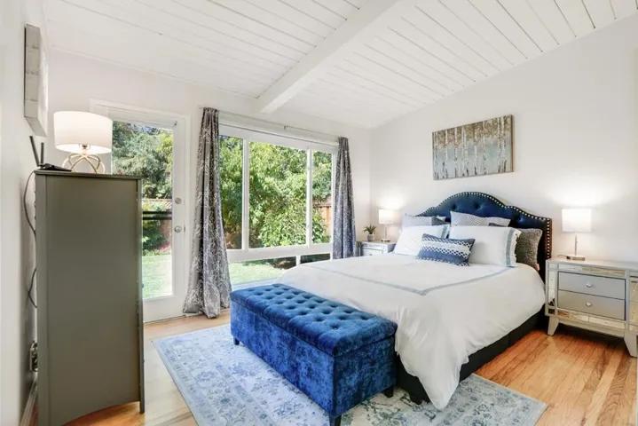 , Mountain View, California 94043