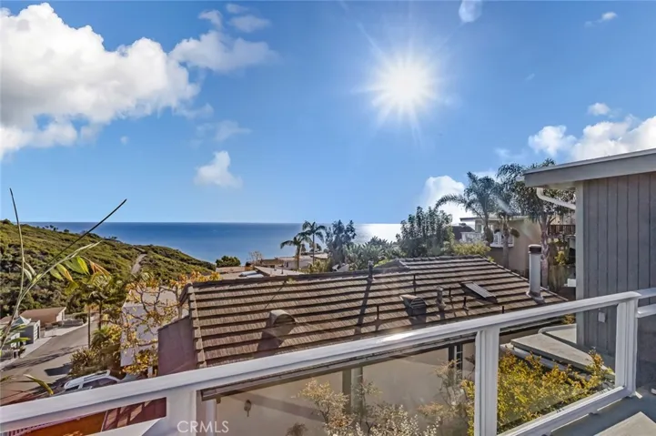 1071 Oro Street, Laguna Beach, California 92651