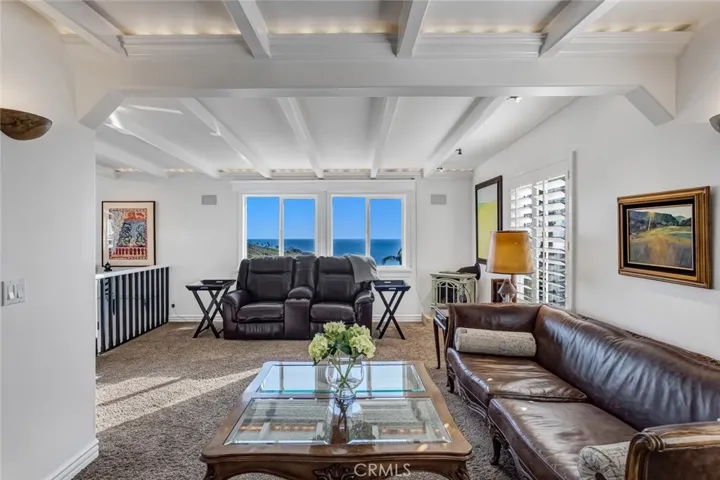 1071 Oro Street, Laguna Beach, California 92651