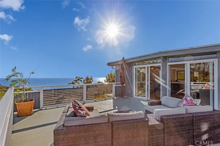 1071 Oro Street, Laguna Beach, California 92651