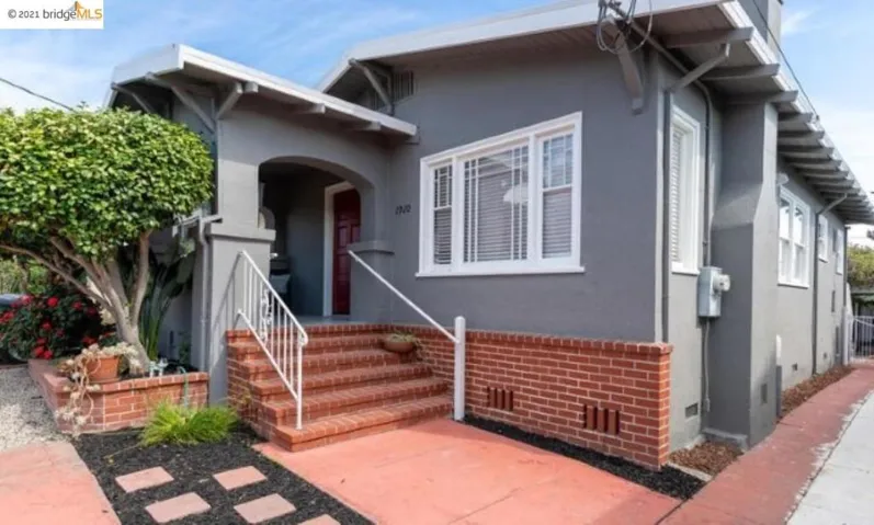 2920 Eastman Ave, Oakland, California 94619