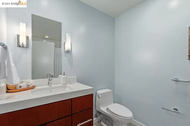 6465 San Pablo Ave 505, Oakland, California 94608