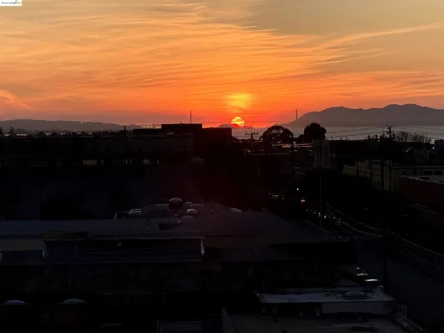 6465 San Pablo Ave 505, Oakland, California 94608