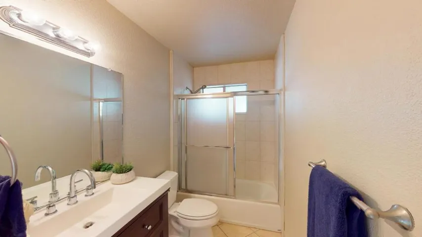 , Gilroy, California 95020