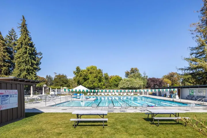 , Palo Alto, California 94306