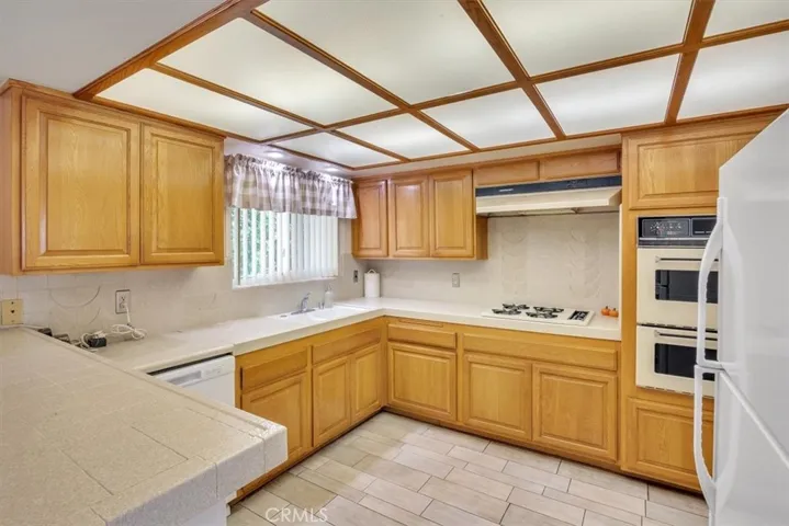The Bright Kitchen includes a Breakfast Bar