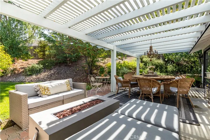 2608 Starling Drive, Paso Robles, California 93446