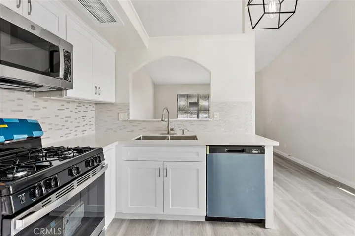 191 Oaktree Drive, Perris, California 92571