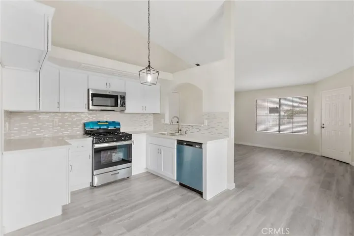 191 Oaktree Drive, Perris, California 92571