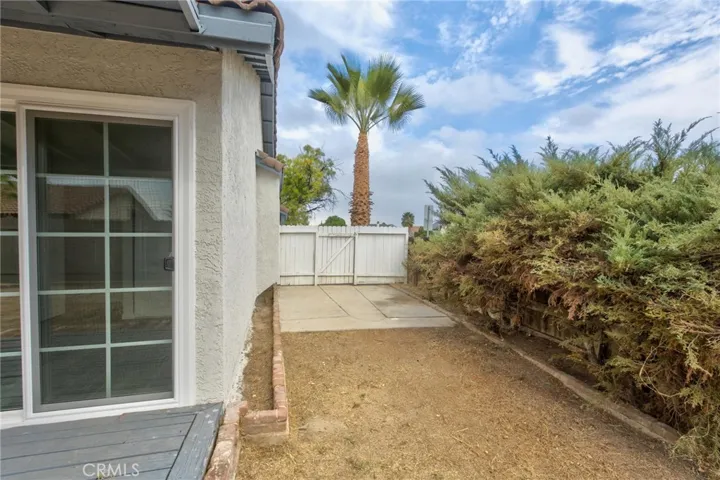 191 Oaktree Drive, Perris, California 92571