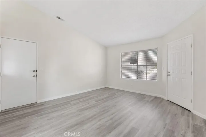 191 Oaktree Drive, Perris, California 92571
