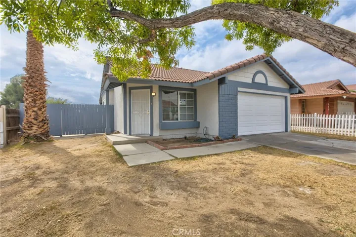 191 Oaktree Drive, Perris, California 92571