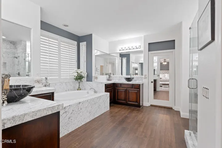 4321 Persimmon Street  -  HsHProd-81