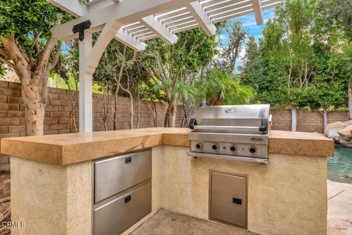4321 Persimmon Street  -  HsHProd-20