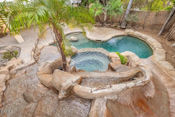 4321 Persimmon Street  -  HsHProd-28