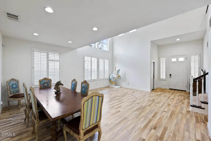 4321 Persimmon Street  -  HsHProd-37