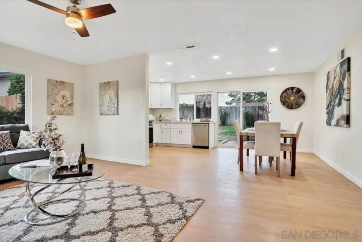 7867 Caffey Ln, San Diego, California 92126