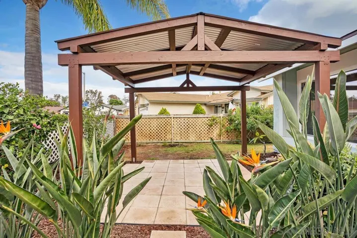 7867 Caffey Ln, San Diego, California 92126