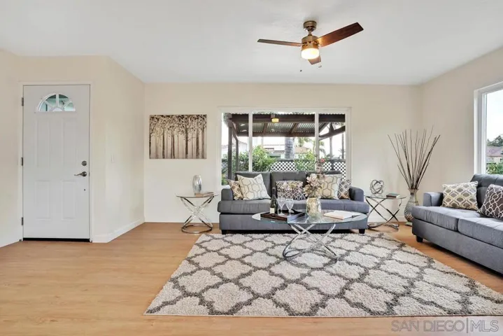 7867 Caffey Ln, San Diego, California 92126