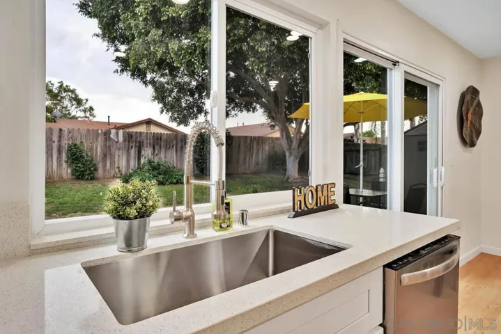 7867 Caffey Ln, San Diego, California 92126